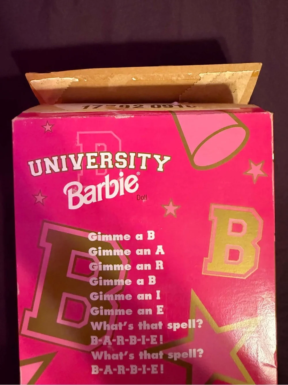 Vintage 1997 Barbie Doll University of Tennessee Cheerleader Mattel #17554 NIB